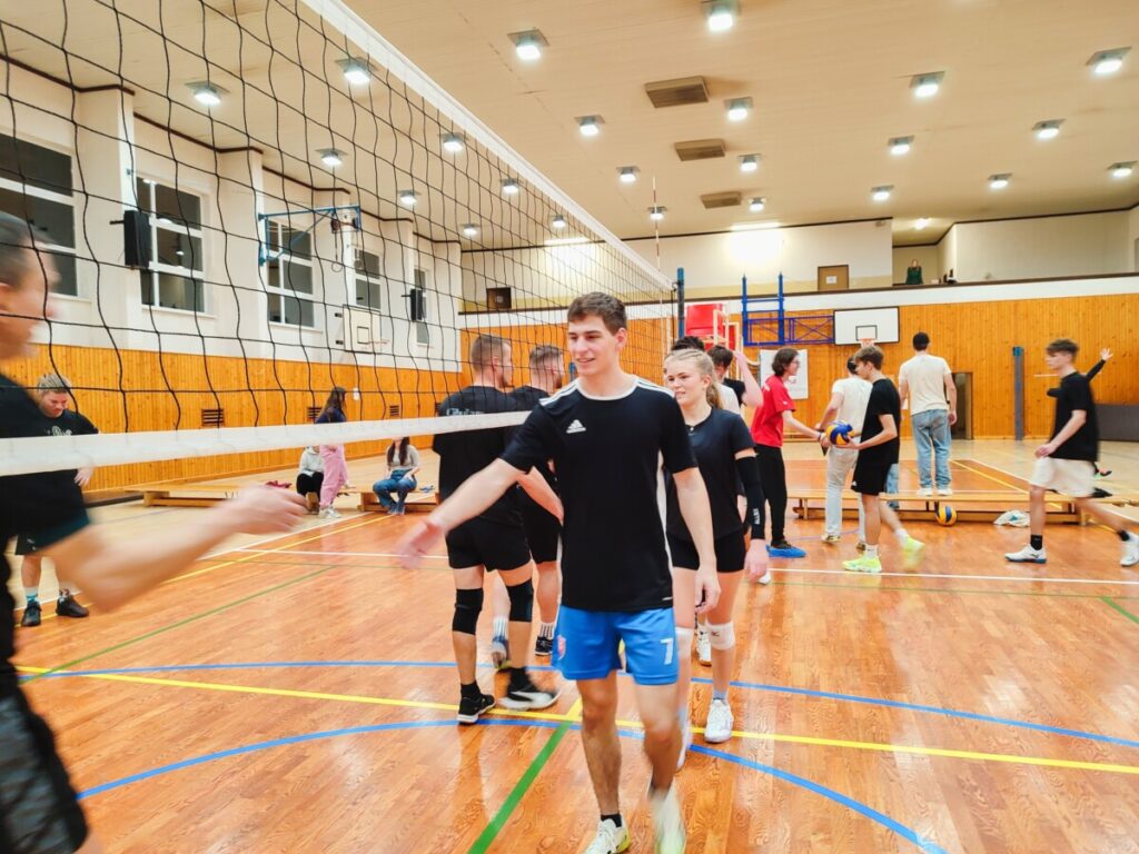 Volejbalový turnaj o pohár don Bosca vol.6 – fotografia 5