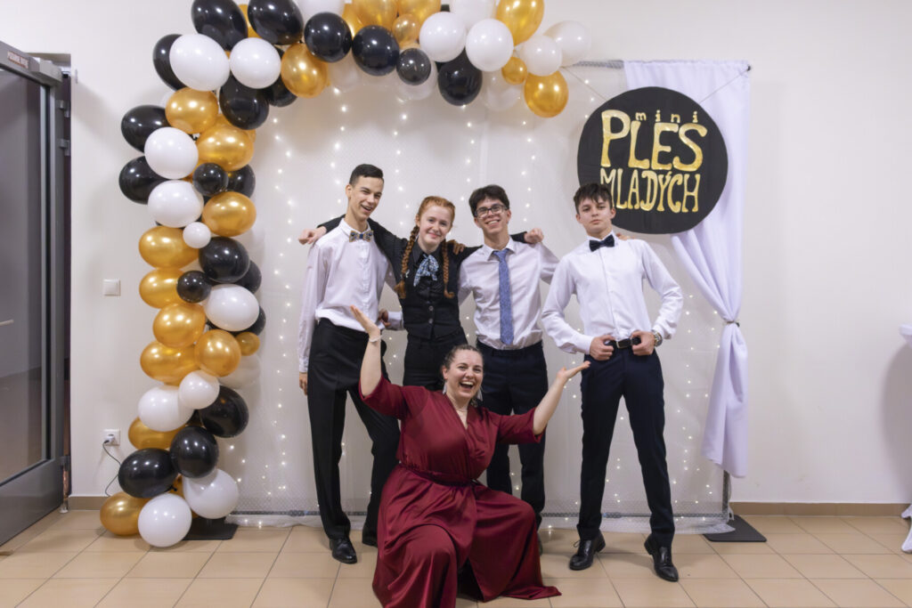 mini Ples Mladých – fotografia 16